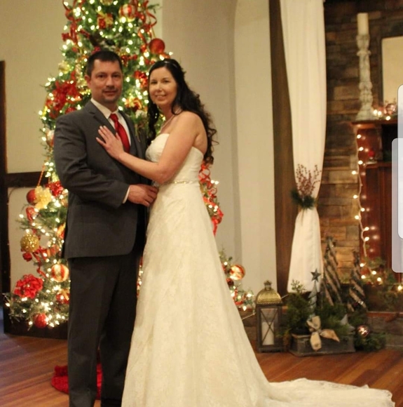 Meet your Posher, Lisa - Picture 1 of 1